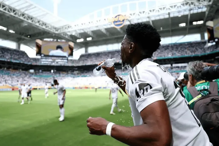 K1体育官方网站-TA独家:FIFA允许世界杯补水时间插播广告,限制时长2分10秒